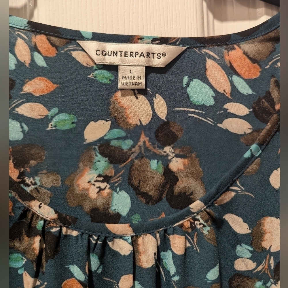 NWOT Counterparts Top Size L - Picture 2 of 11